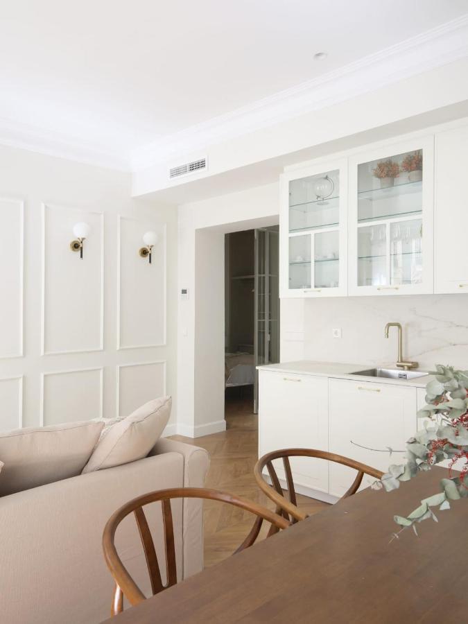 Deluxe Apartment Near Gran Via Madrid Eksteriør billede