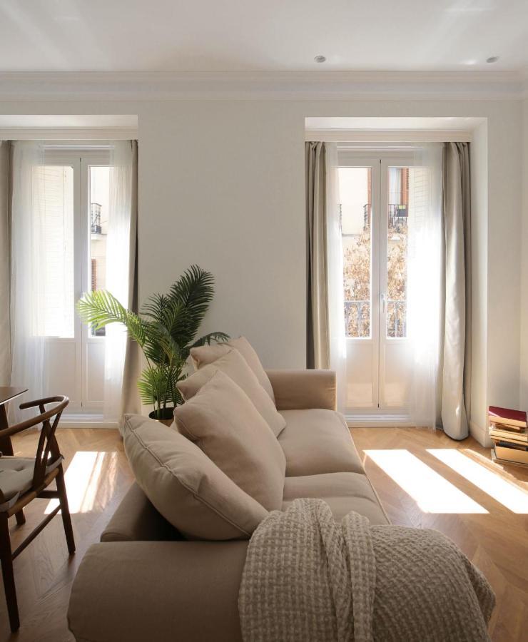 Deluxe Apartment Near Gran Via Madrid Eksteriør billede