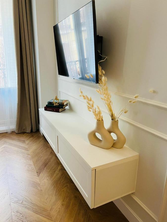 Deluxe Apartment Near Gran Via Madrid Eksteriør billede