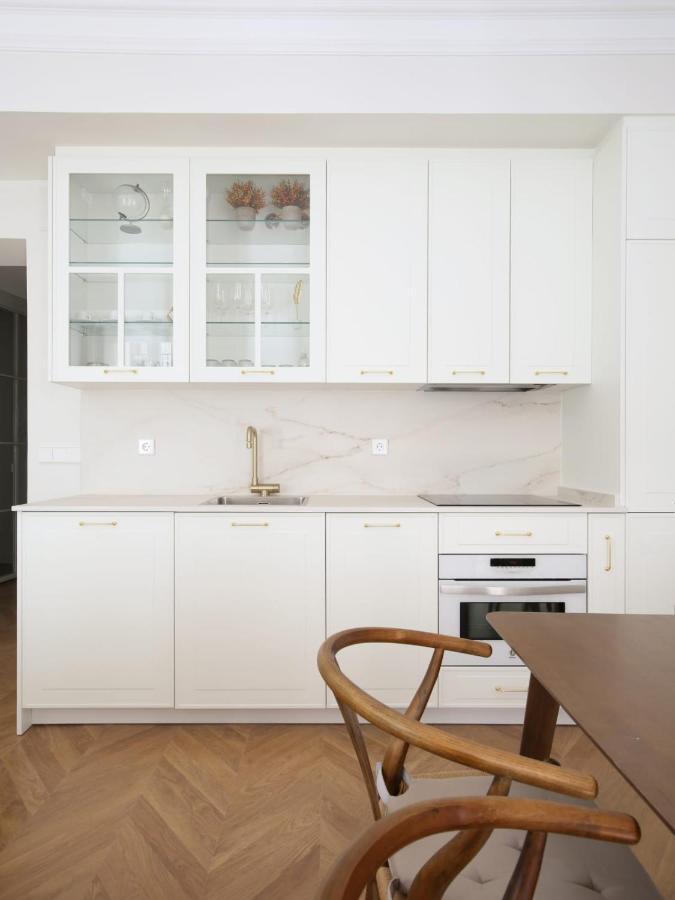 Deluxe Apartment Near Gran Via Madrid Eksteriør billede